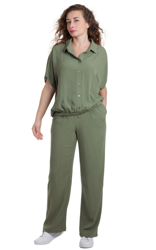 TROUSER SUIT FROM COMPRESSED TEXTILE IN green color Magnolica