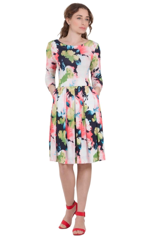 Vasaras ikdienas kleita ar ziedu printu Magnolica