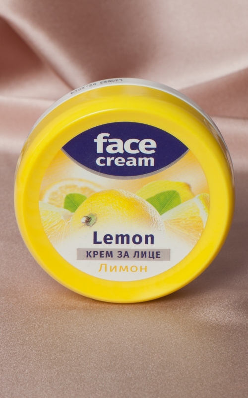 atsvaidzinošs sejas krēms - citrons 100 ml. Magnolica