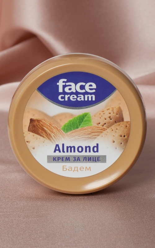 softening face cream almond 100 ml. Magnolica